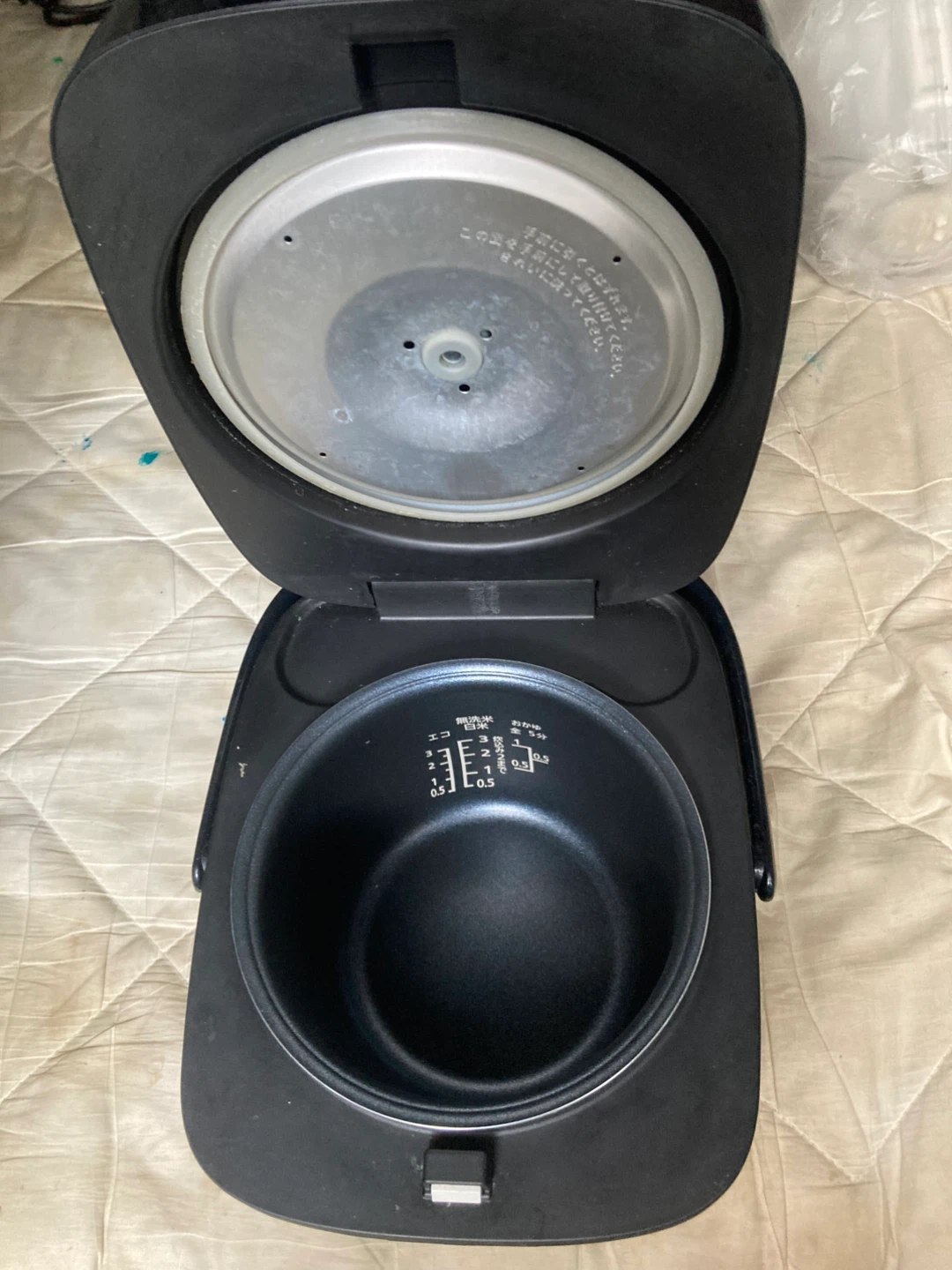 ニトリ 炊飯器 マイコン炊飯ジャー BN201BK 3合炊きの写真2枚目