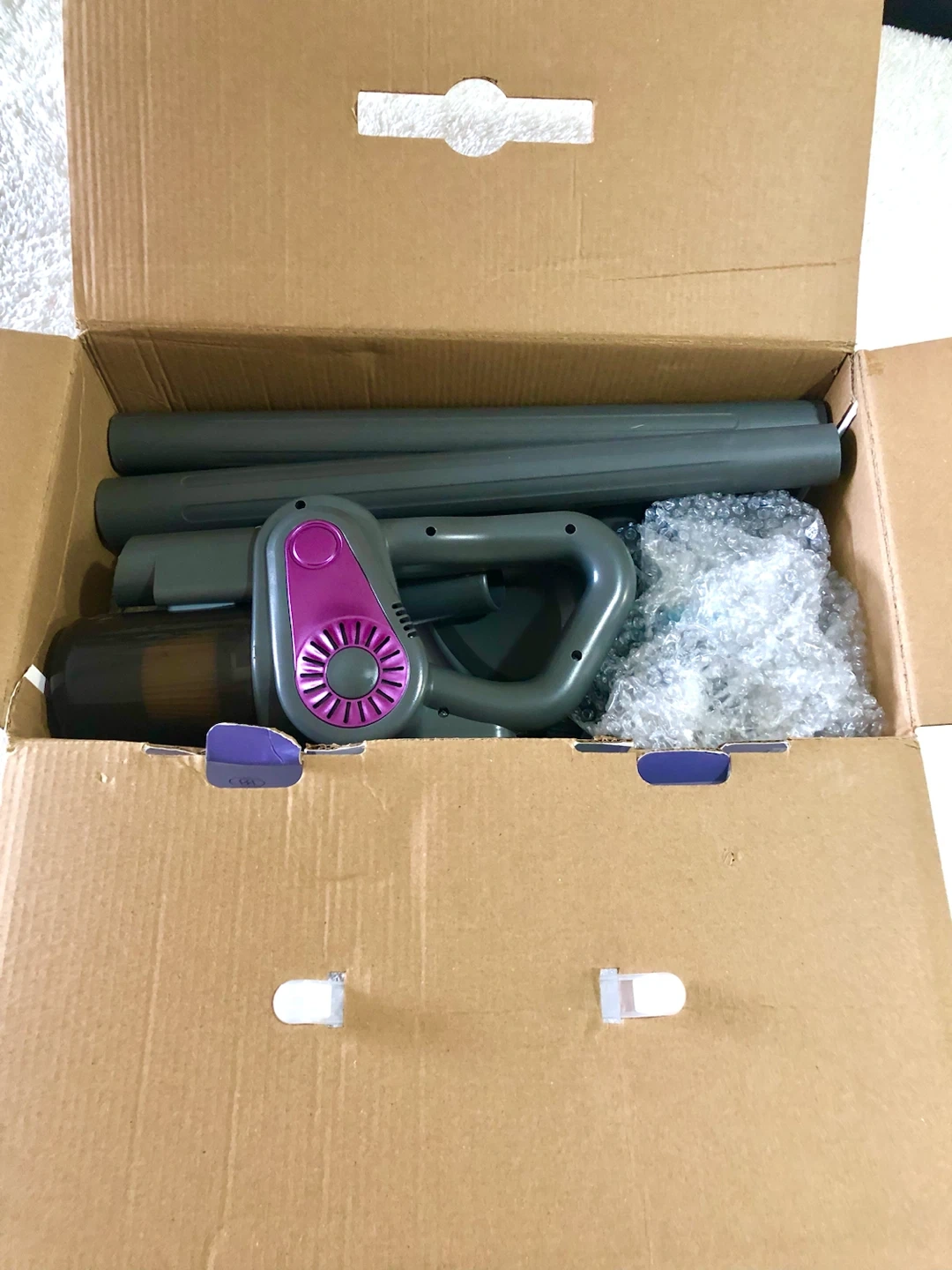 ✨🌟【未使用品】 8in1 ワイヤレス掃除機 多機能ハンディクリーナー🌟✨の写真4枚目