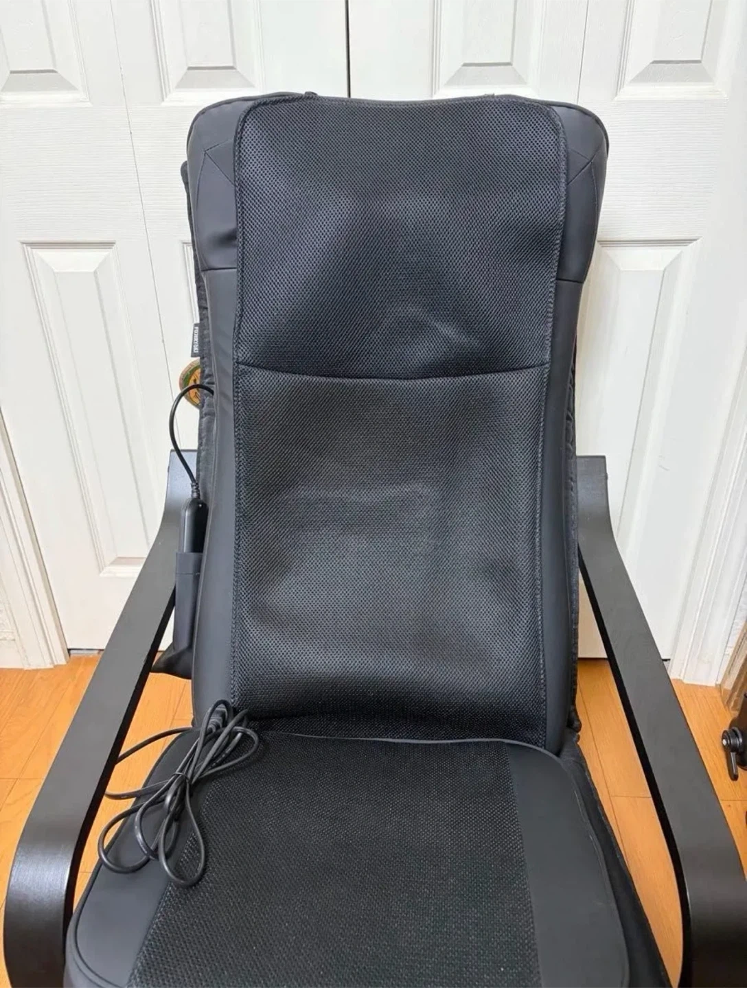 フジ医療器 シートマッサージャー マイリラ MRL-1300 ブラック(椅子は含まれません)