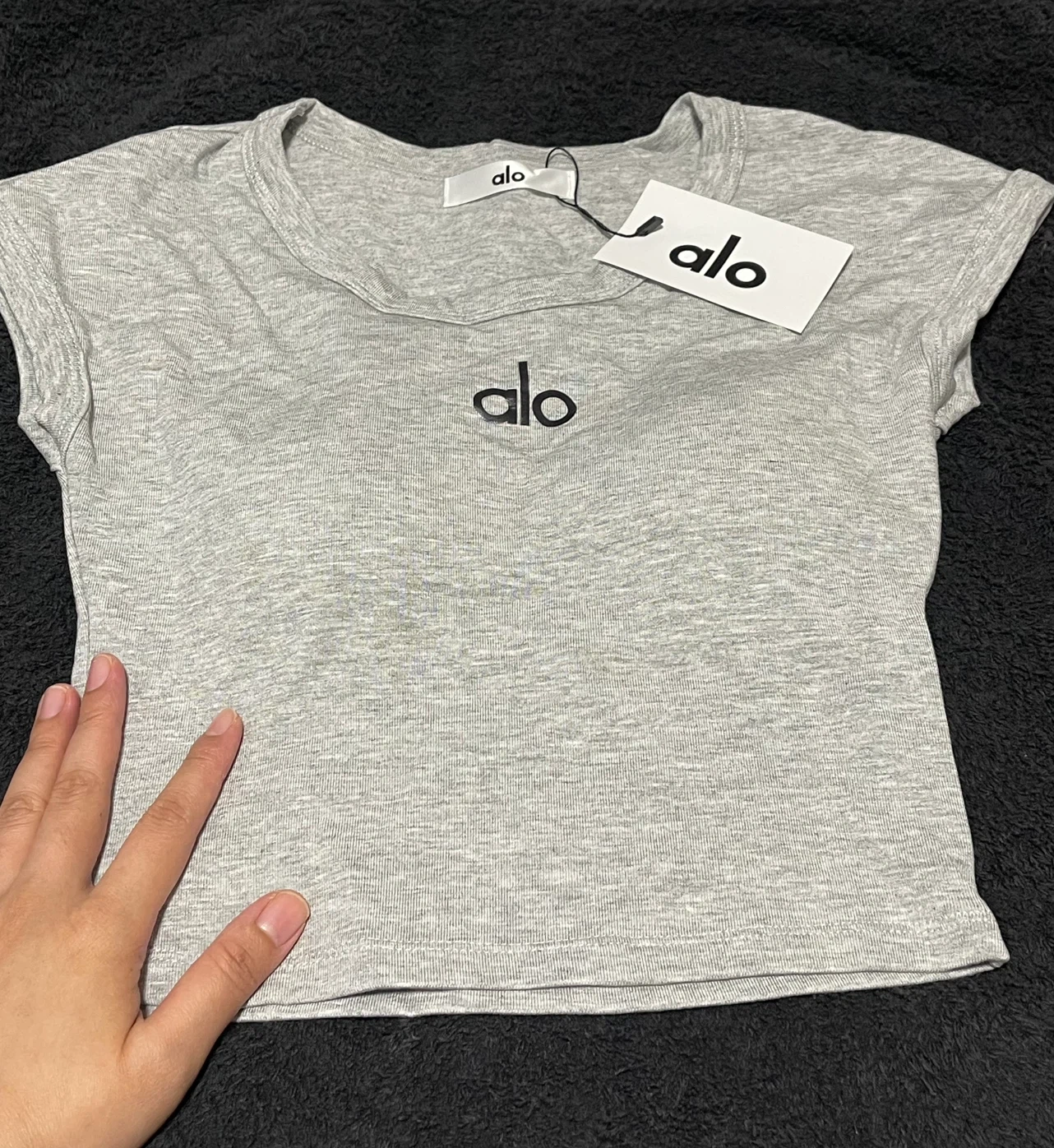 アロヨガ クロップドTシャツ グレー