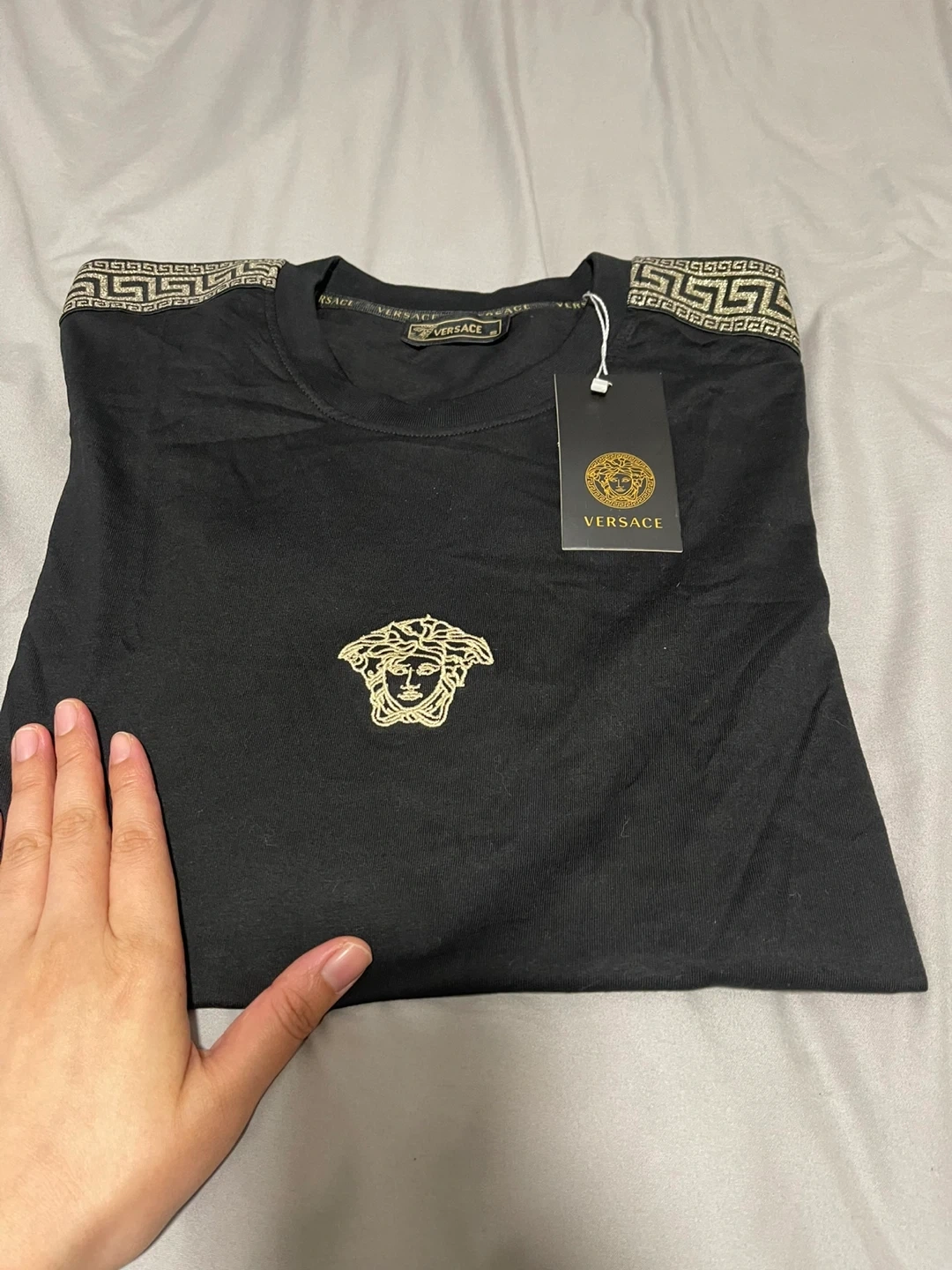 ヴェルサーチェ Tシャツ 黒 Sサイズ
