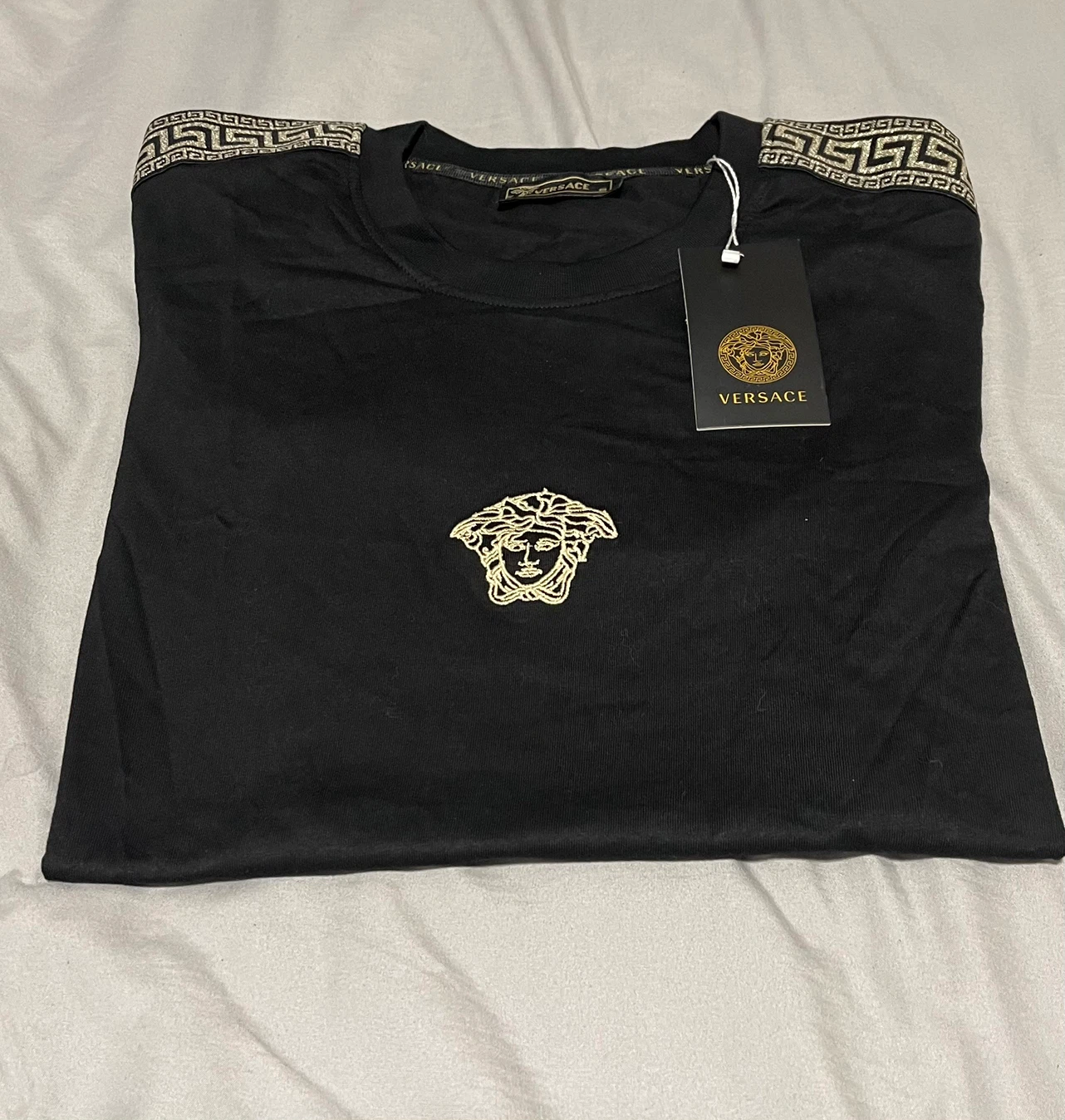 ヴェルサーチェ Tシャツ 黒 Sサイズの写真2枚目