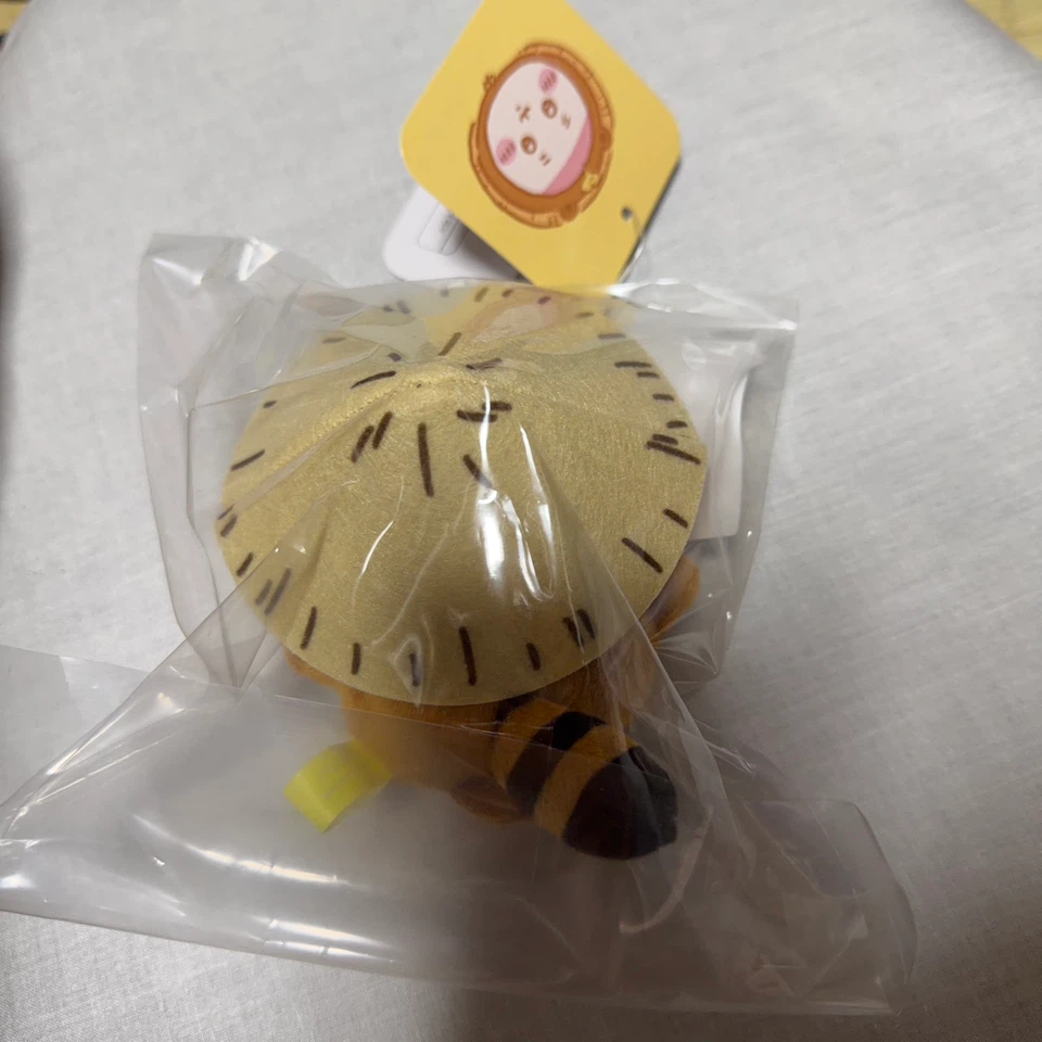 ちいかわ ぜったいたぬきなマスコット古本屋の写真2枚目