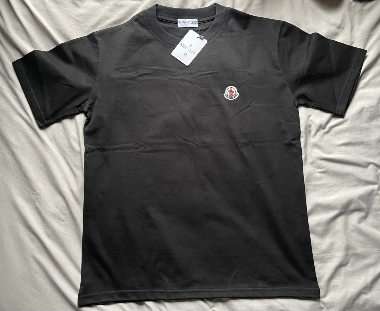 モンクレール Tシャツ 黒 Mサイズの写真5枚目