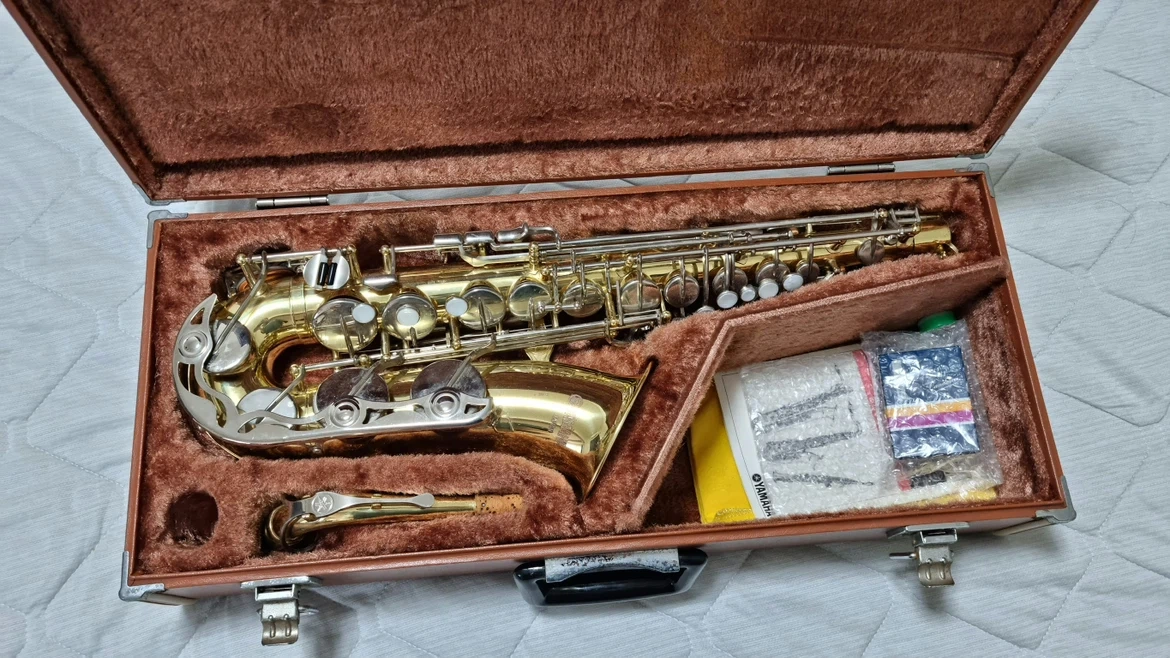 YAMAHA アルトサックス YAS-23 ハードケース付き