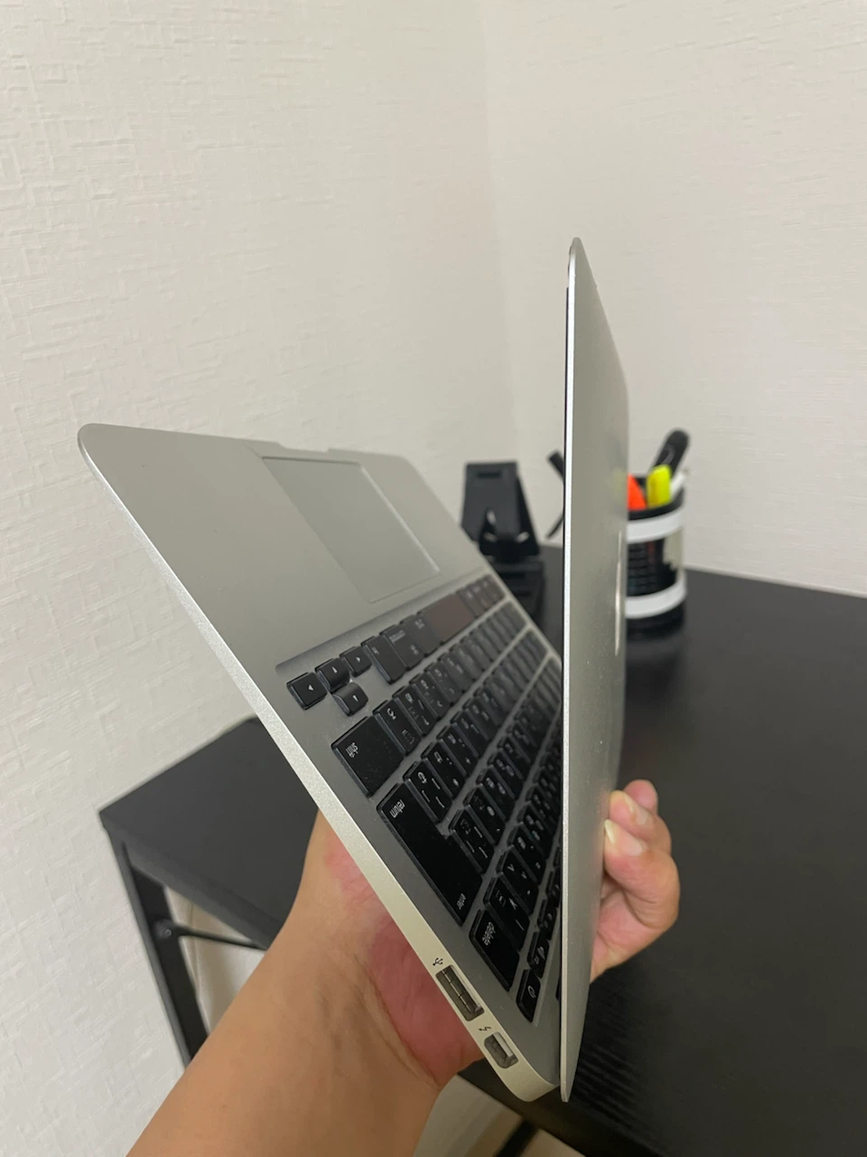 MacBook Air 11インチ Mid 2012の写真3枚目
