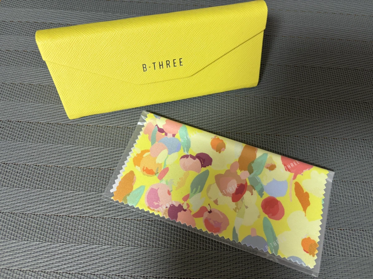 [新品] 折りたたみできるメガネケース クロス付
