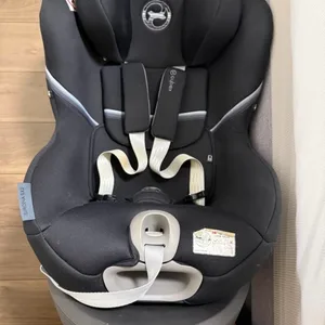 Cybex サイベックス シローナSX2 i-Size