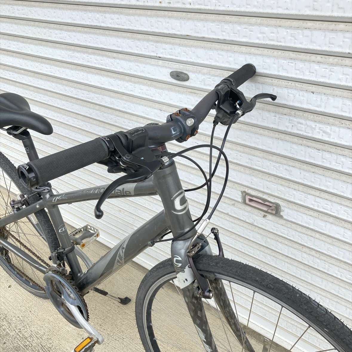 キャノンデール Q4 クロスバイクの写真2枚目