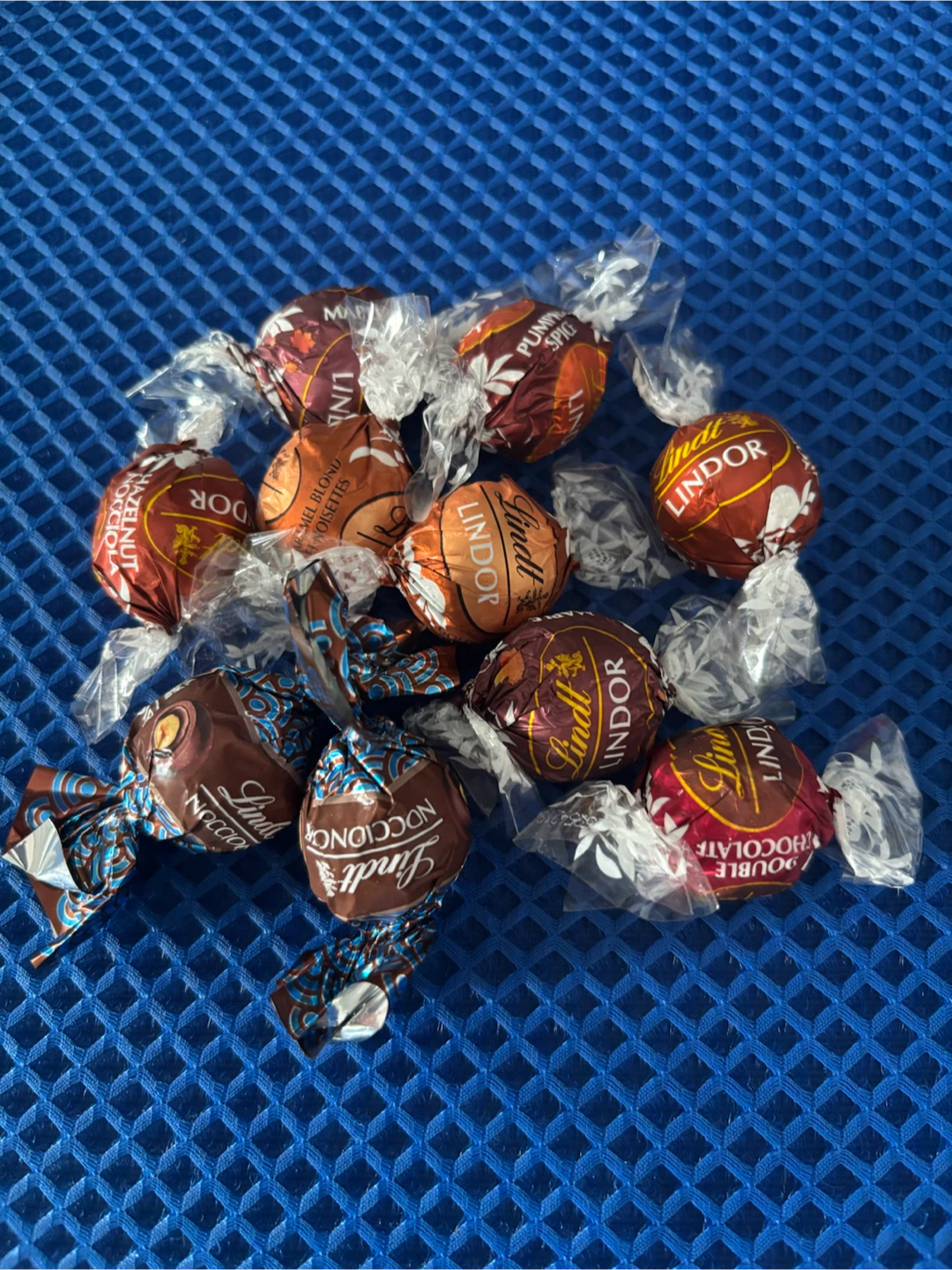 リンツ リンドール チョコレート10個