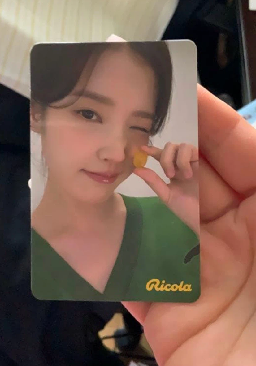 リコラ IU トレカ 3種セットの写真2枚目