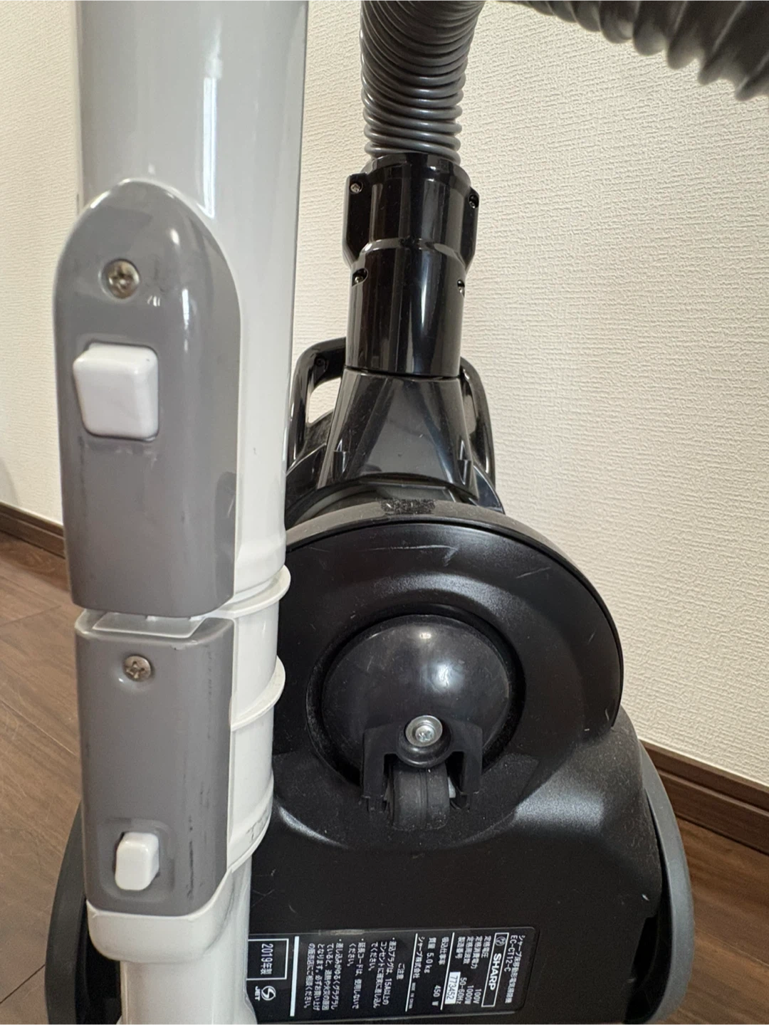 シャープ 掃除機 EC-CT12-C 2019年製の写真3枚目