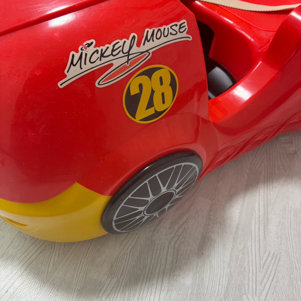 ディズニー ミッキーマウス 乗用車の写真6枚目