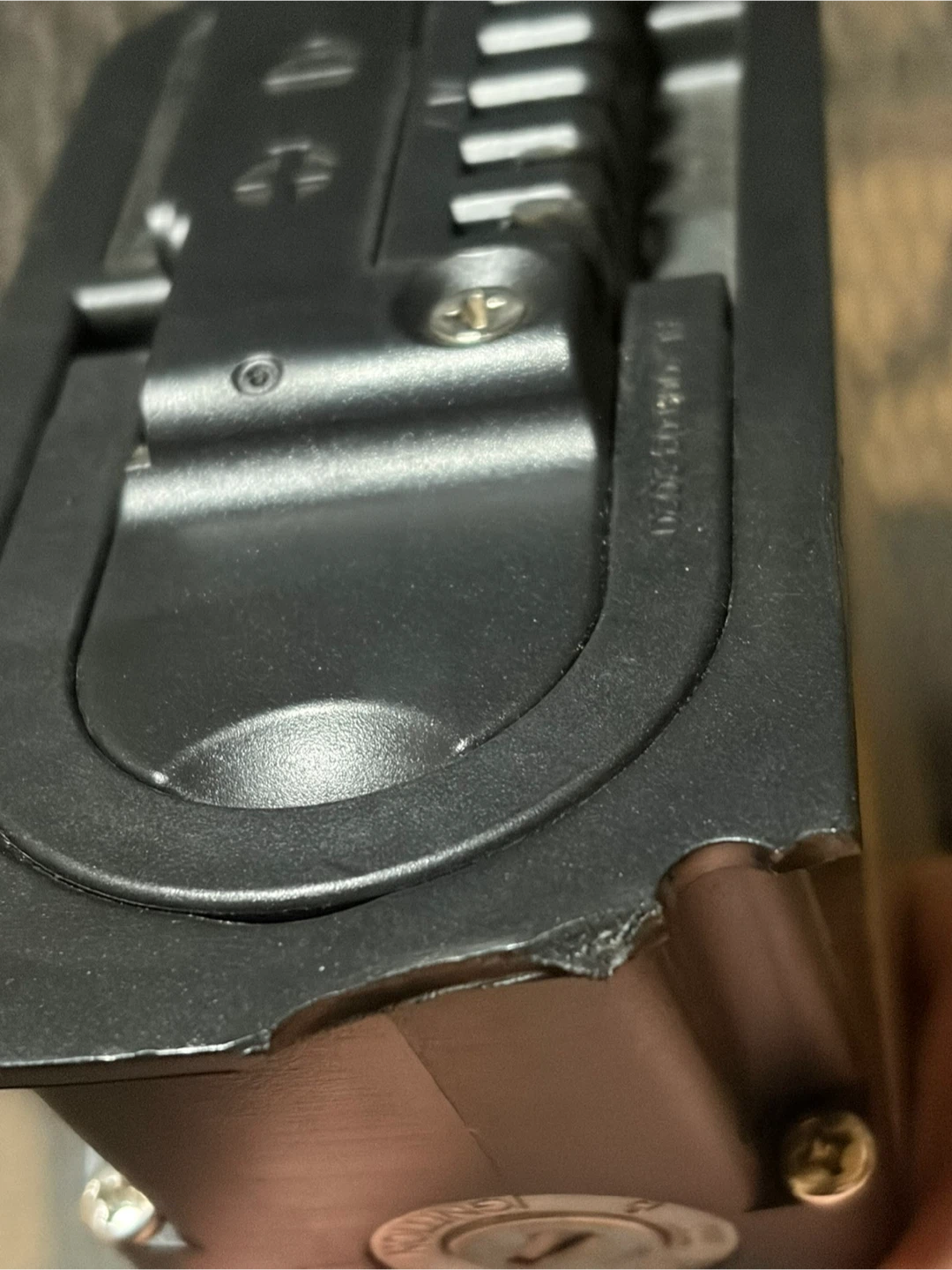 電動自転車用 バッテリー 充電器 キー付きの写真2枚目