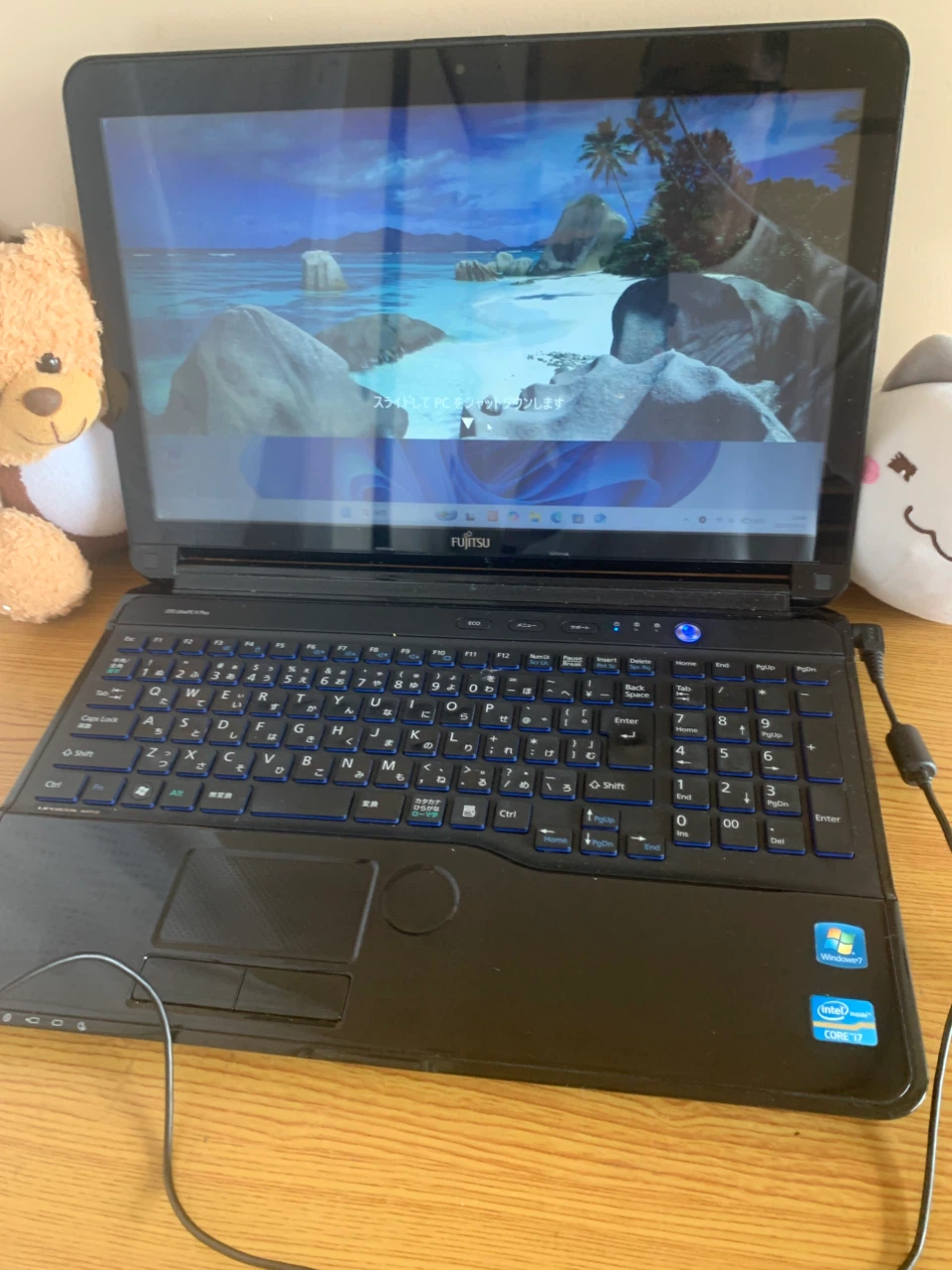 富士通 LIFEBOOK AH77/G i7の写真5枚目