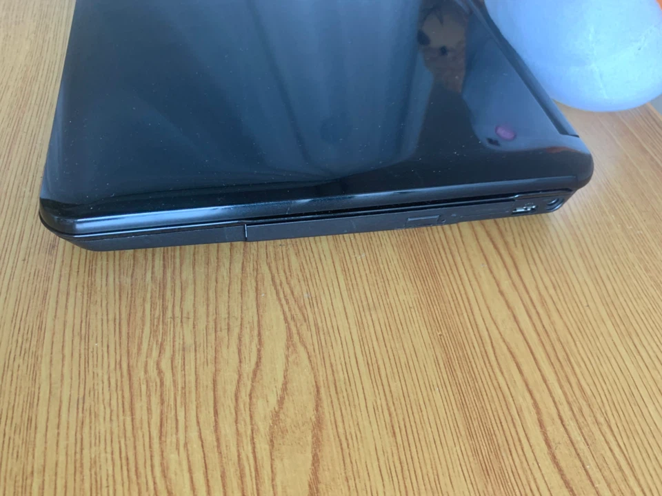 富士通 LIFEBOOK AH77/G i7の写真7枚目
