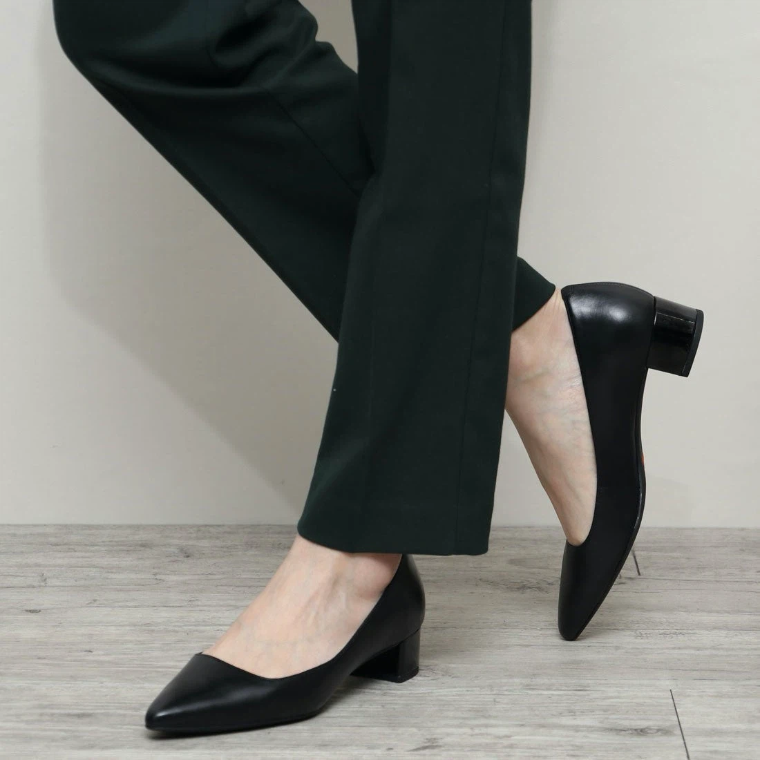 未使用　Rockport  トータルモーション　グレーシー　レザーパンプスの写真4枚目