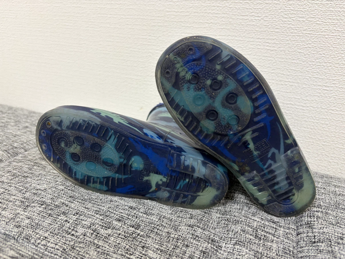 恐竜柄 キッズレインブーツ ブルー 17.0cmの写真3枚目