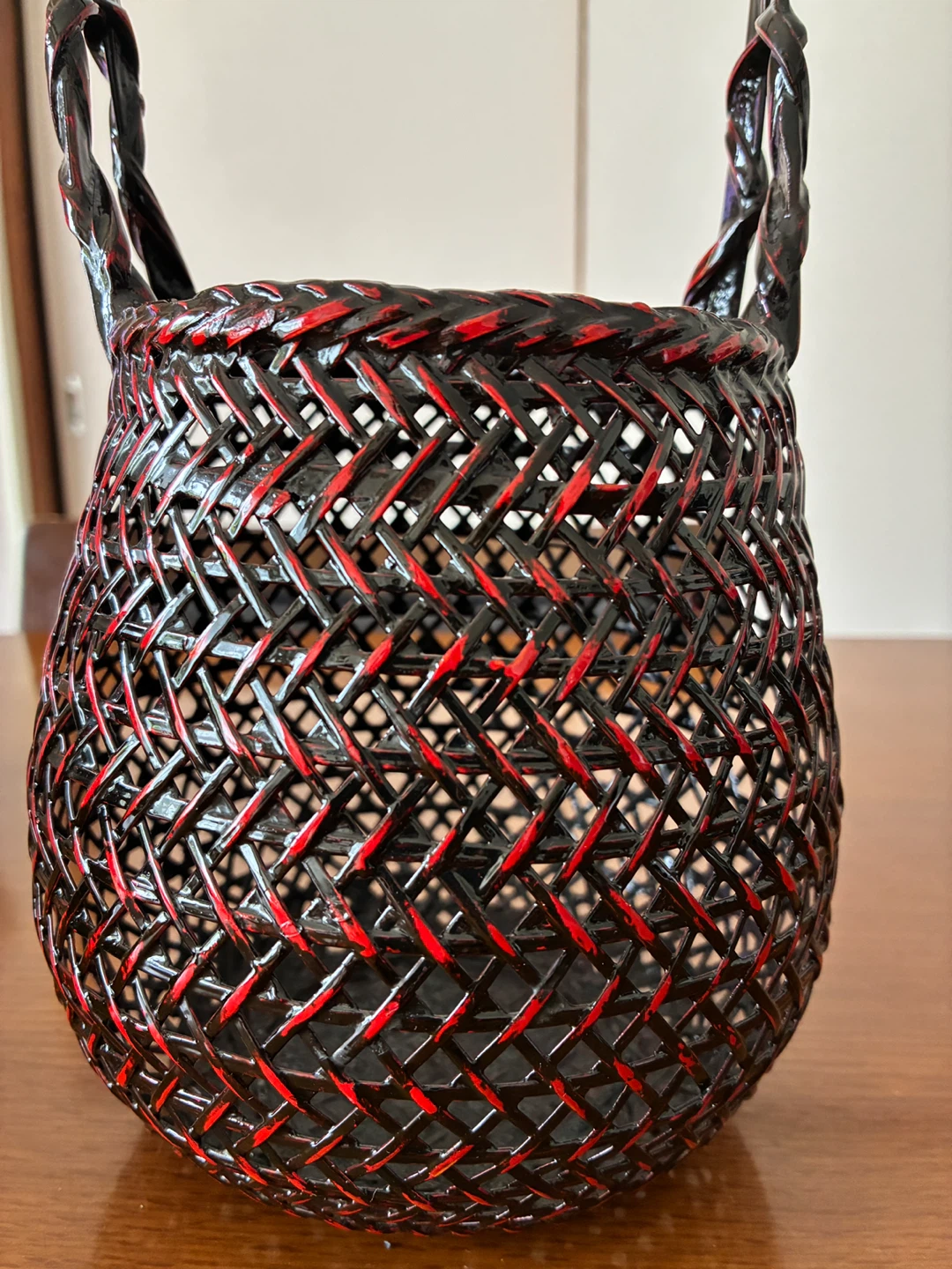 竹細工 花籠 漆塗りの写真4枚目