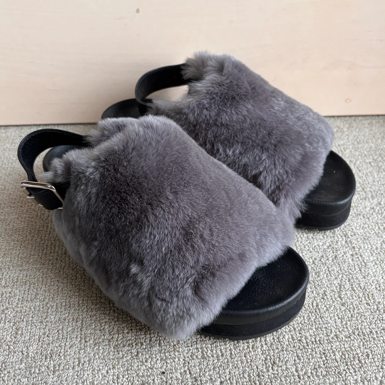 グレーファー　厚底スリングバックサンダルの写真2枚目
