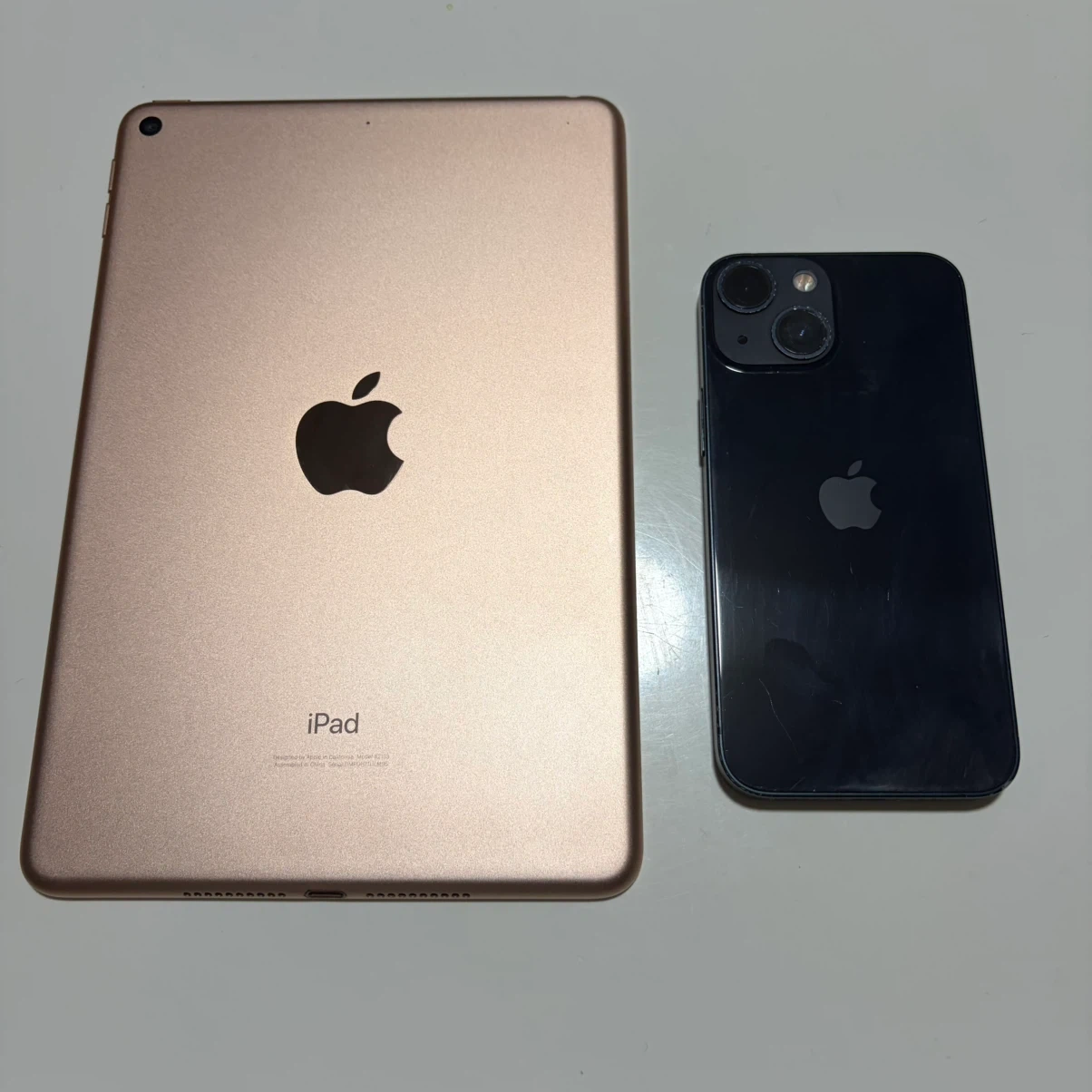 iPhone 13 mini 、iPad mini5セット