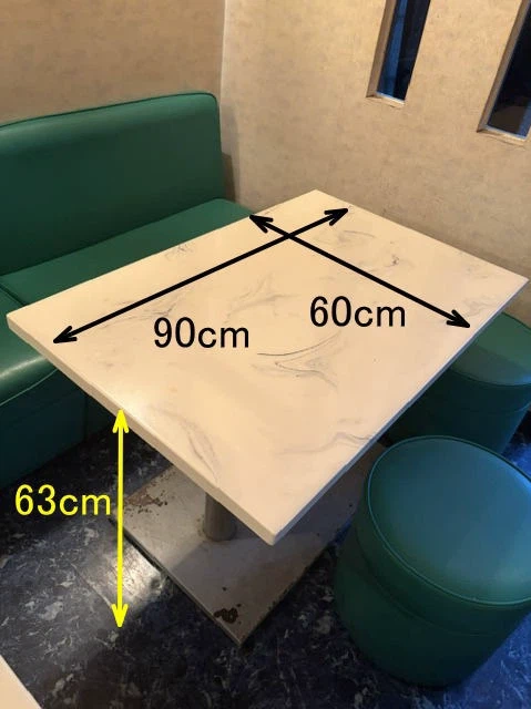 店舗用テーブル 4点セット 大理石調の写真2枚目