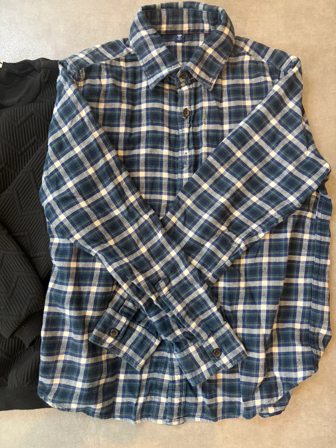 ユニクロ など子供用服 5点セット 150cmの写真2枚目