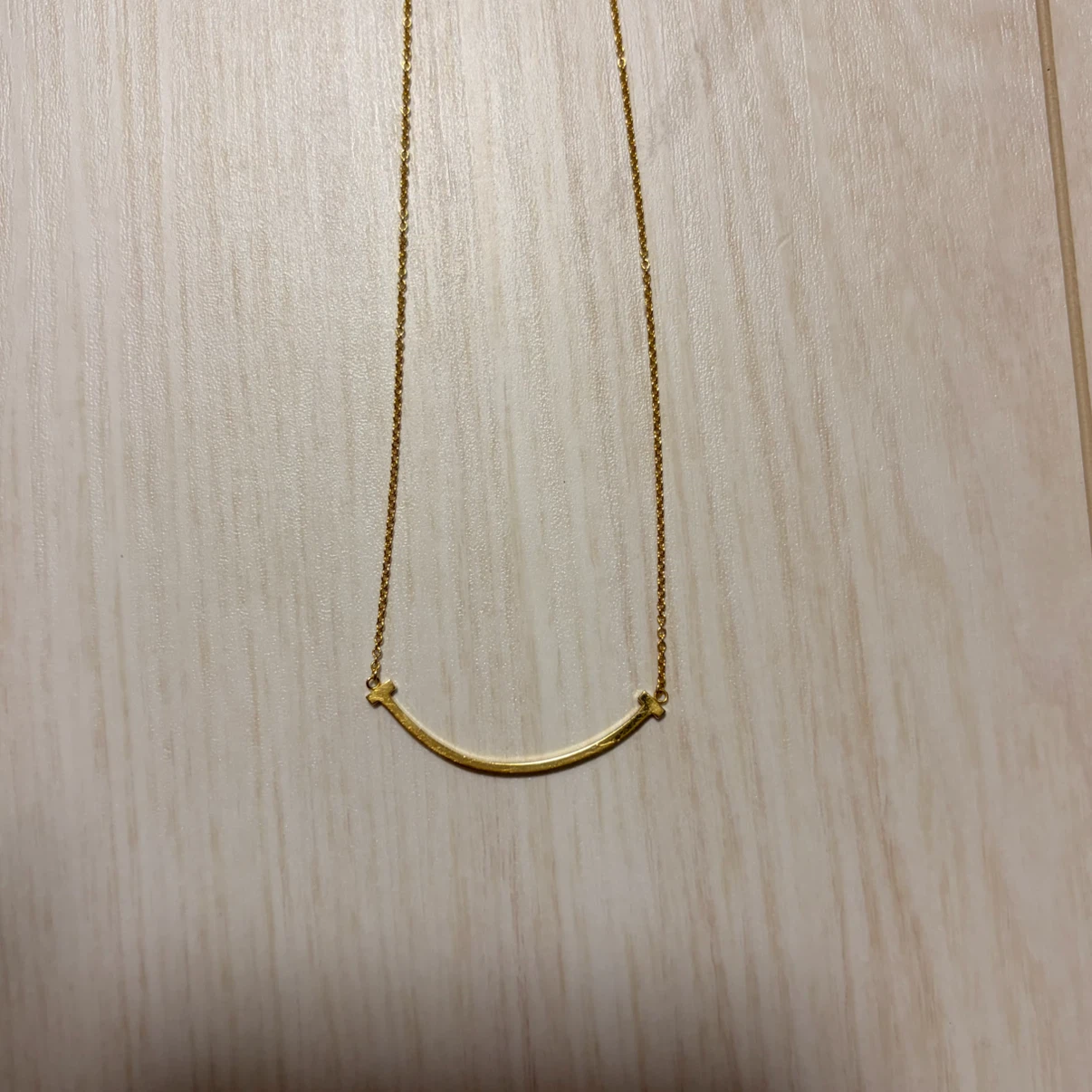 Tiffany IFFANY&Co. Tスマイル ペンダントネックレス  イエローゴールド Tスマイル ネックレス イエローの写真4枚目
