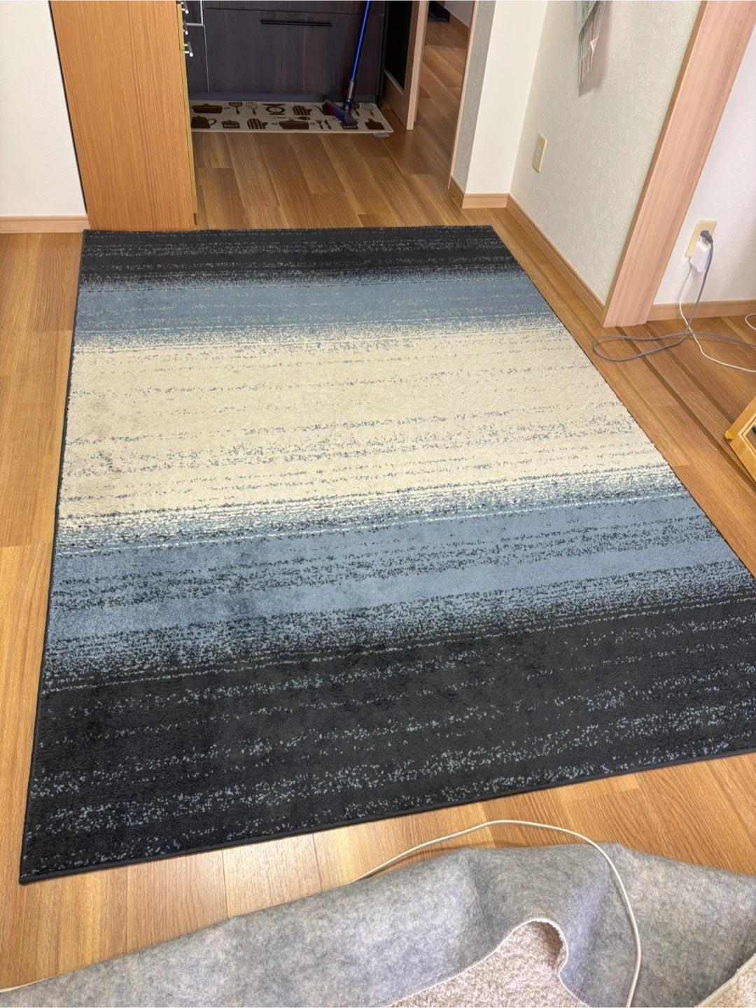 ニトリ ラグ 235×160cm ブルー系 中古 9/23まで