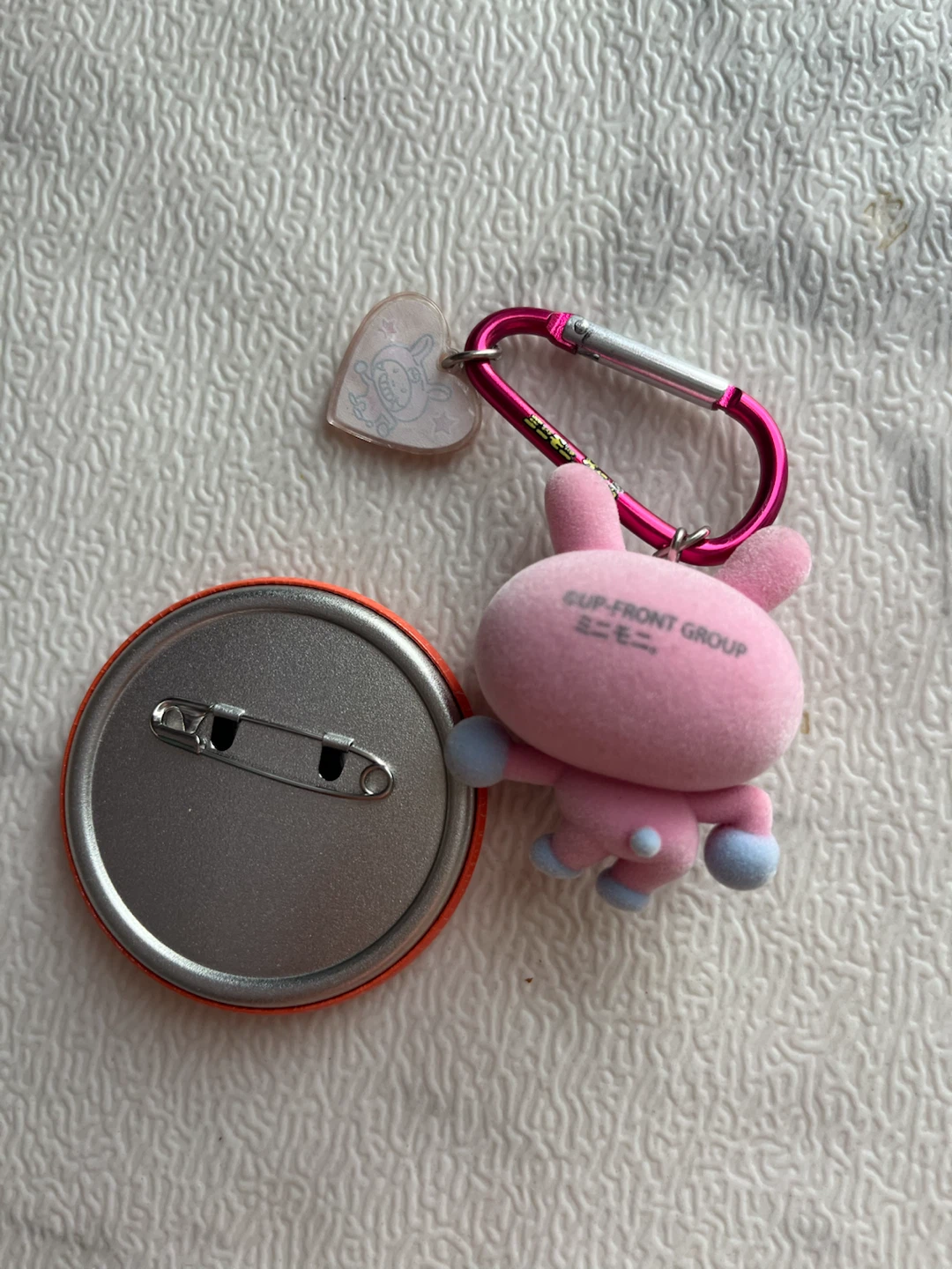 ミニモニ。缶バッジ ミニモちゃん キーホルダーセットの写真2枚目