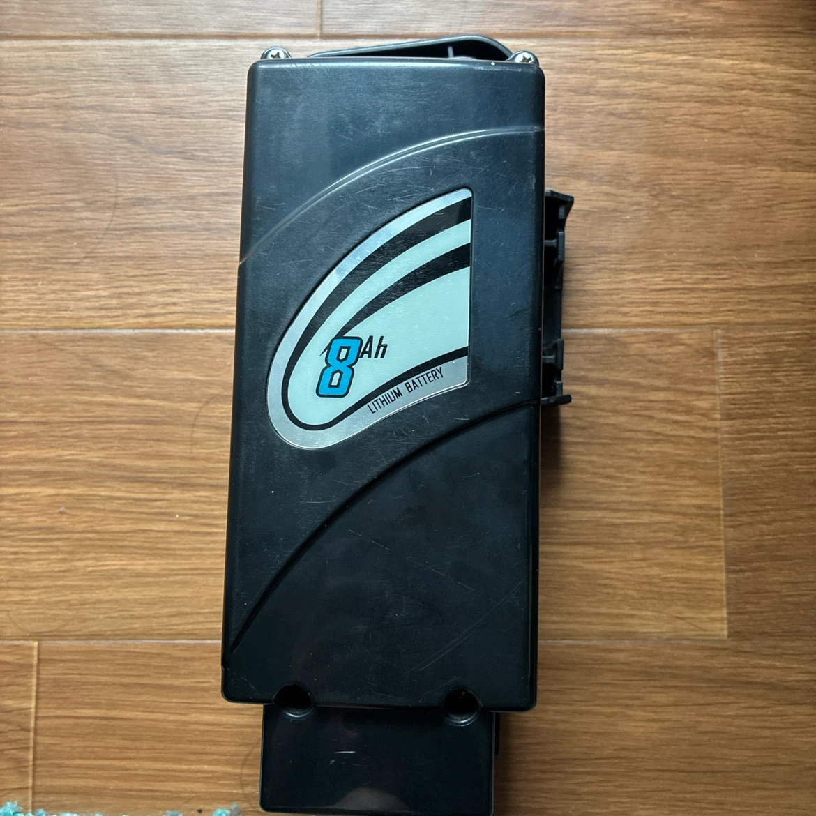 ペルテック 電動自転車用バッテリー 8Ahの写真4枚目