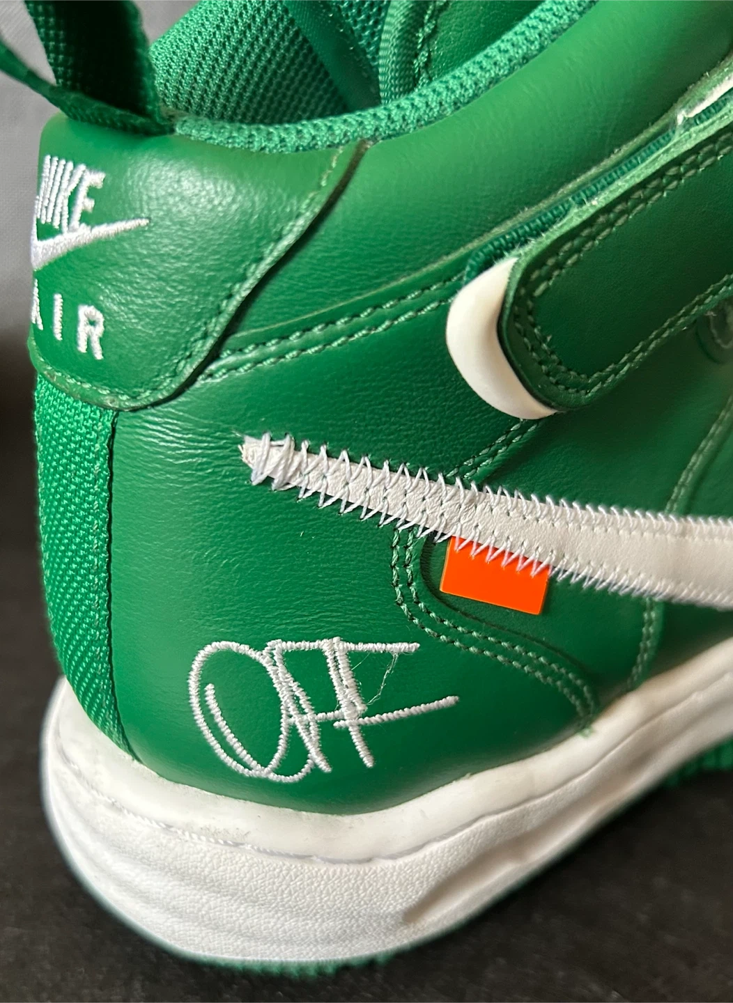 Off-White×Nike AirForce1スニーカー27.5cm(グリーン系)の写真5枚目