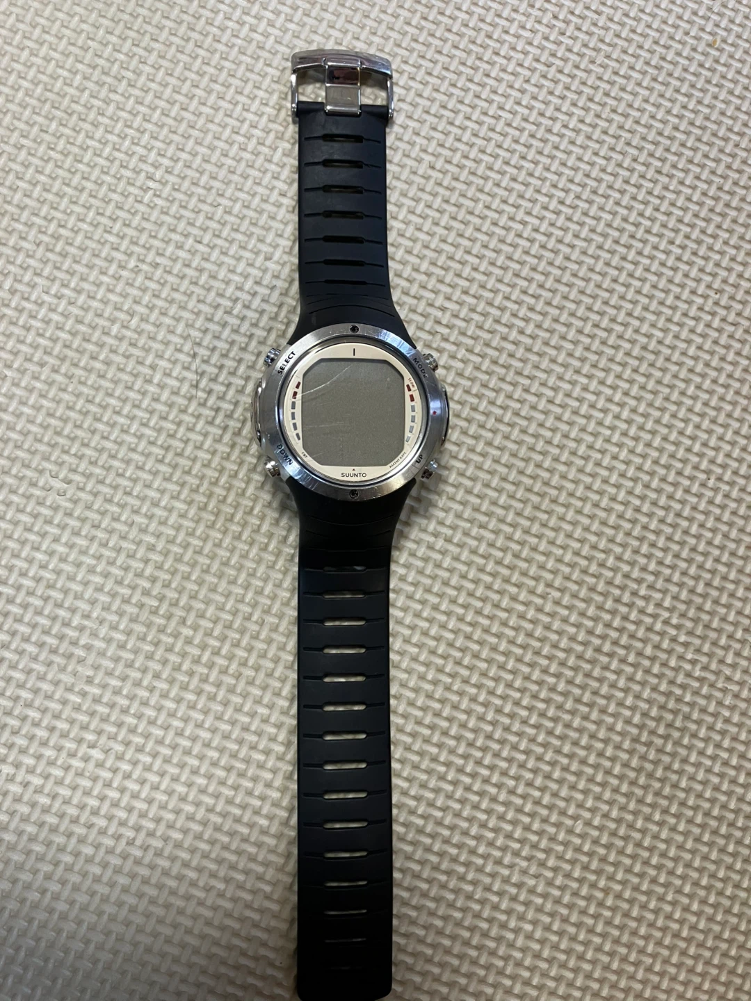 スント D6 ダイブコンピューター　（ジャンク）の写真2枚目