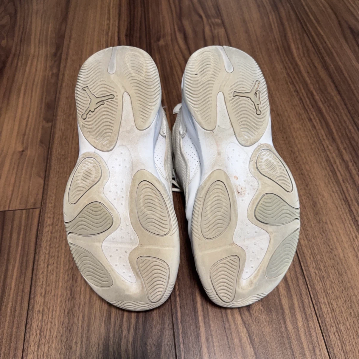 スニーカー　NIKE ジョーダン　マックス　オーラ4 25.5cmの写真4枚目