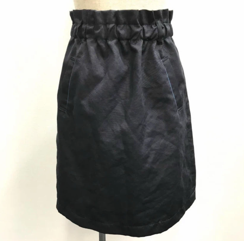 新品未使用 357 ネイビースカート