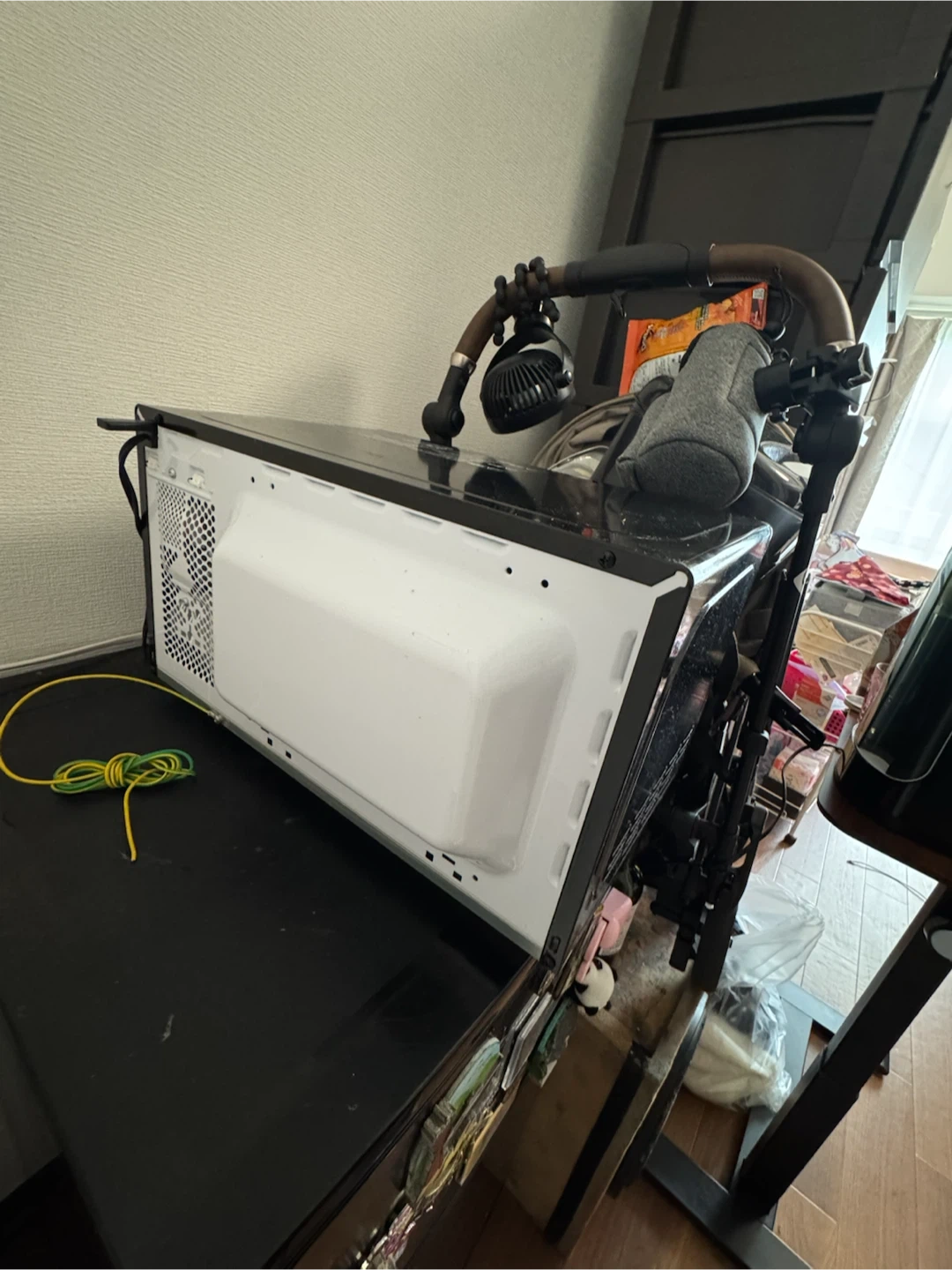【引き取り限定】COMFEE’ 冷蔵庫90L+電子レンジ17Lセットの写真4枚目
