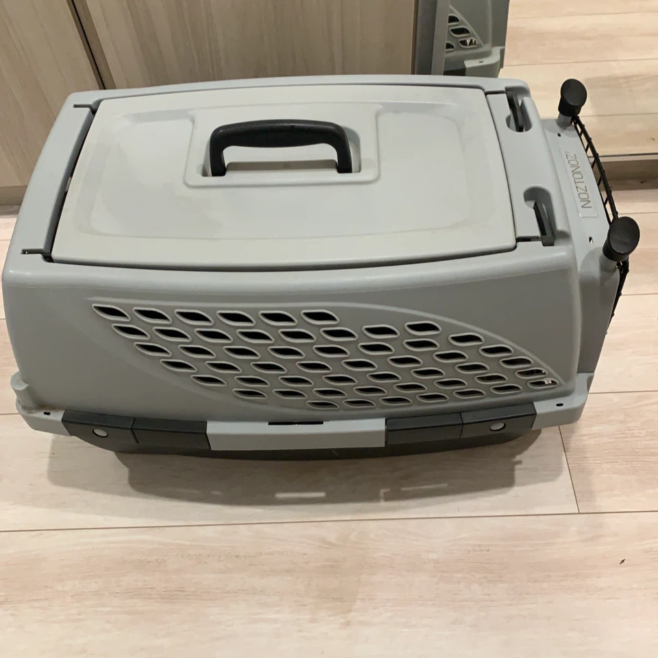 ノズトノズ ペット用キャリーケース