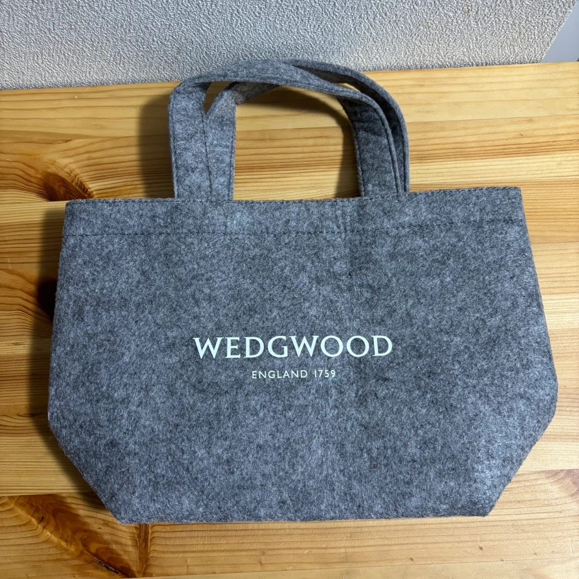 WEDGWOOD トートバッグ ワイルドストロベリー柄巾着袋 ウエッジウッドの写真2枚目