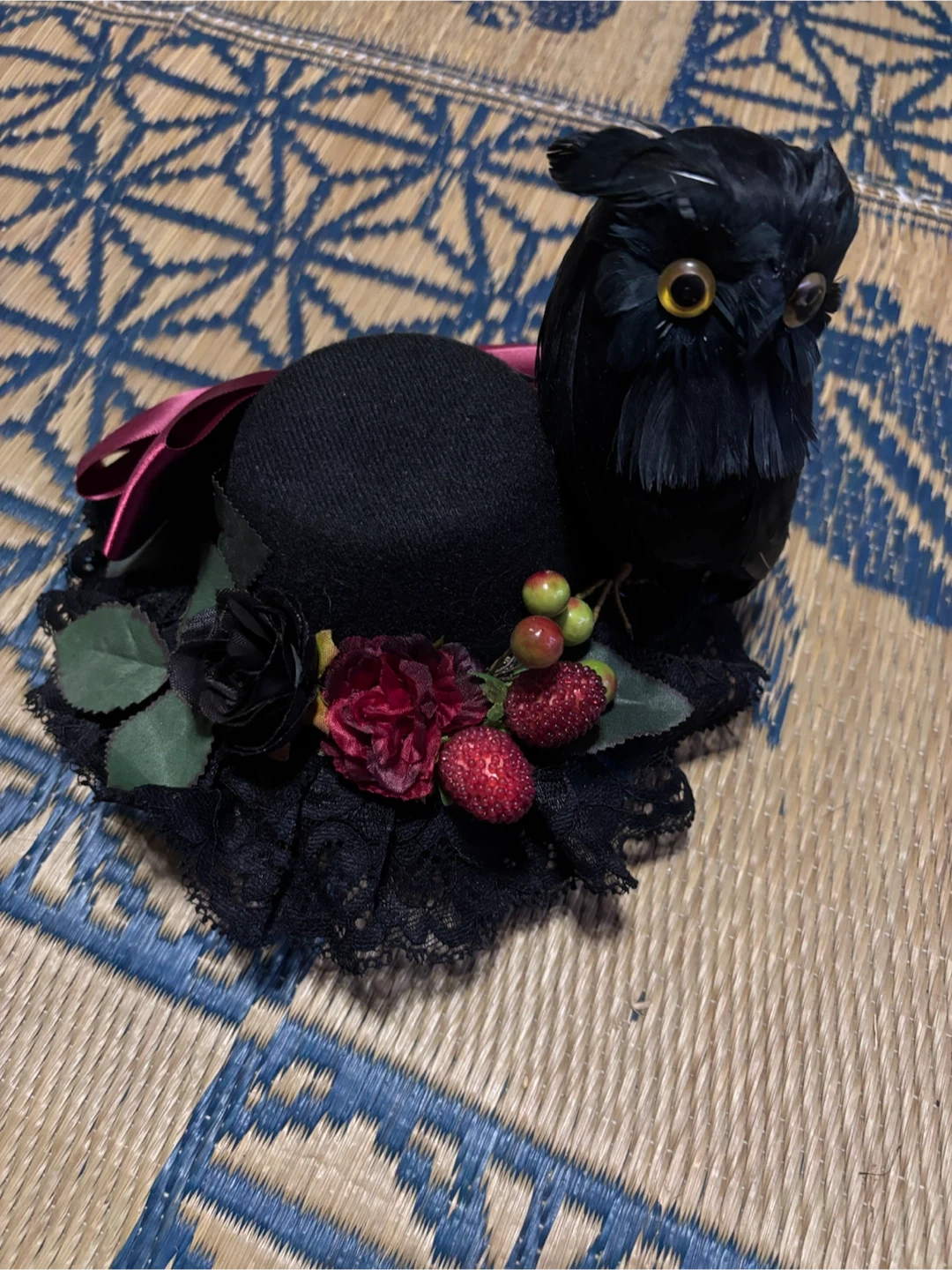 【一点物】黒いフクロウ付きミニハット 髪飾り
