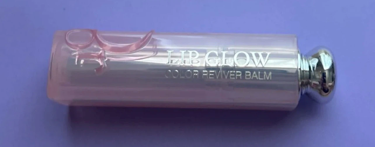 【新品・未使用】  Dior Addict LIP GLOW 000 UNIVERSAL CLEARリップバームの写真3枚目