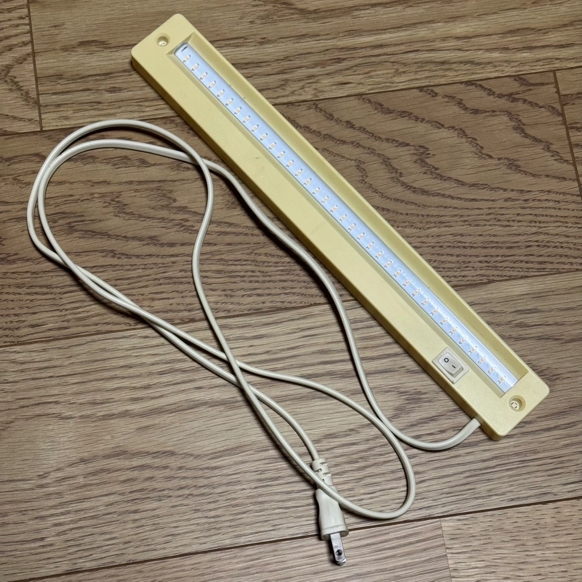 イケア LEDライト L1101