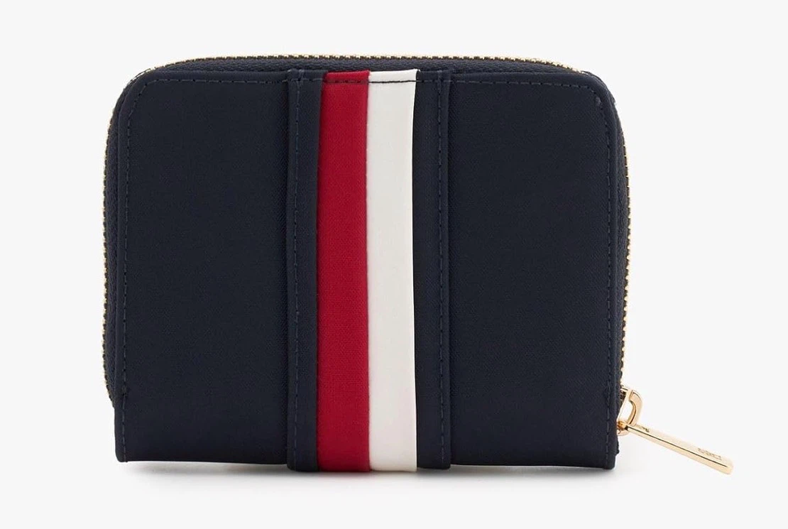 【新品未使用】 TOMMY HILFIGER ラウンドジップウォレットの写真2枚目