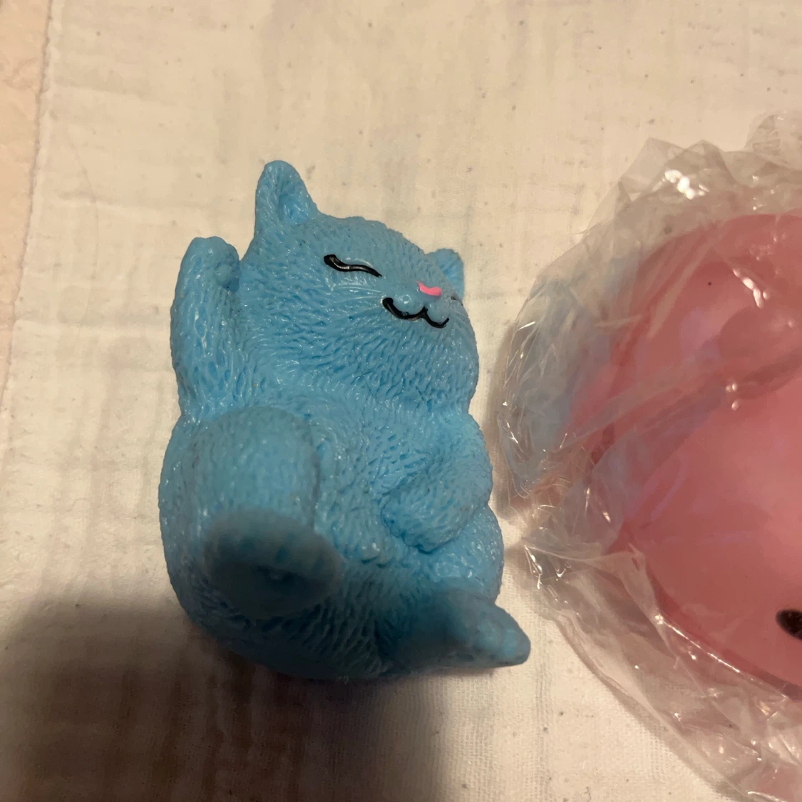 光るおもちゃ 3点セット　メンダコ　ヨーヨーの写真3枚目