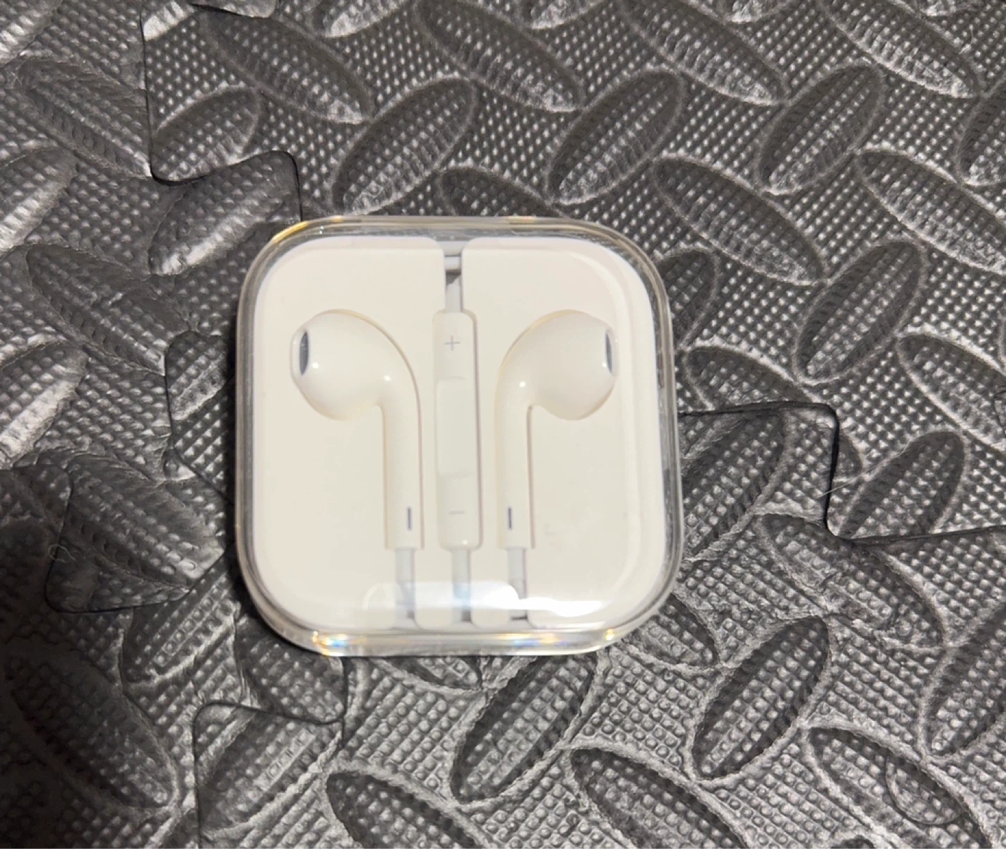 アップル イヤホン 有線 EarPods