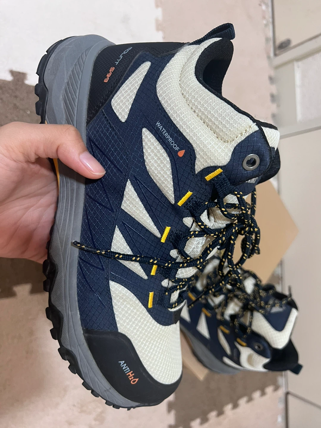 ホーキンス トレッキングシューズ 24.5cmの写真2枚目