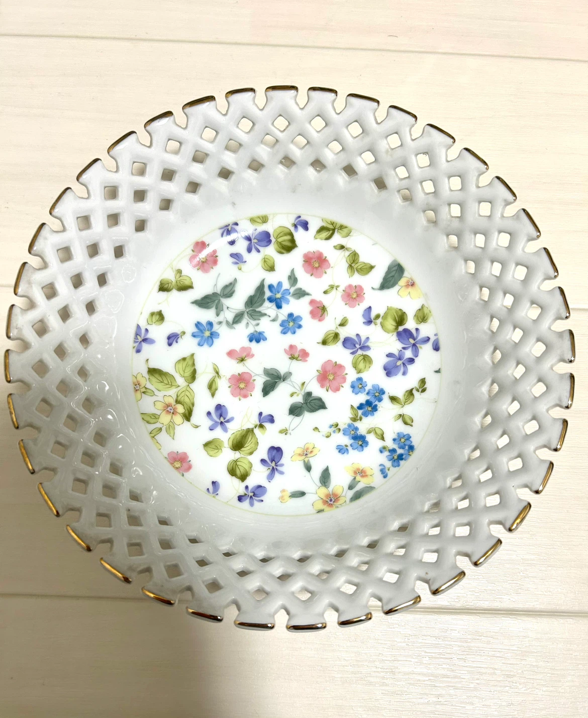 【美品】Keito 恵陶 ワイルドフラワー 透かし彫り フルーツ皿 23cm
