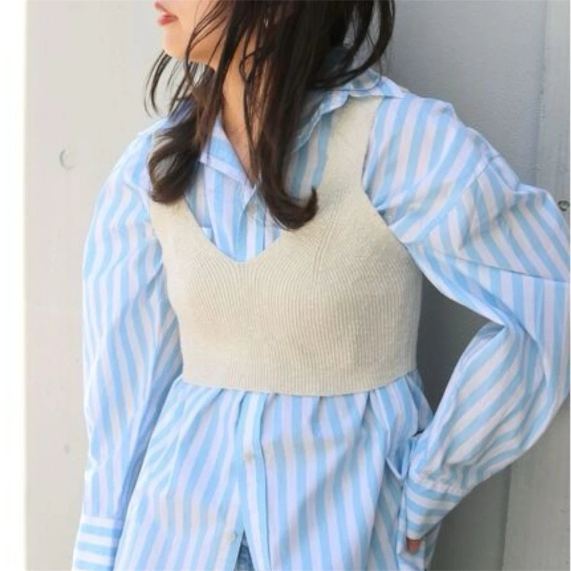新品 Ungrid アングリッド ニットビスチェの写真9枚目