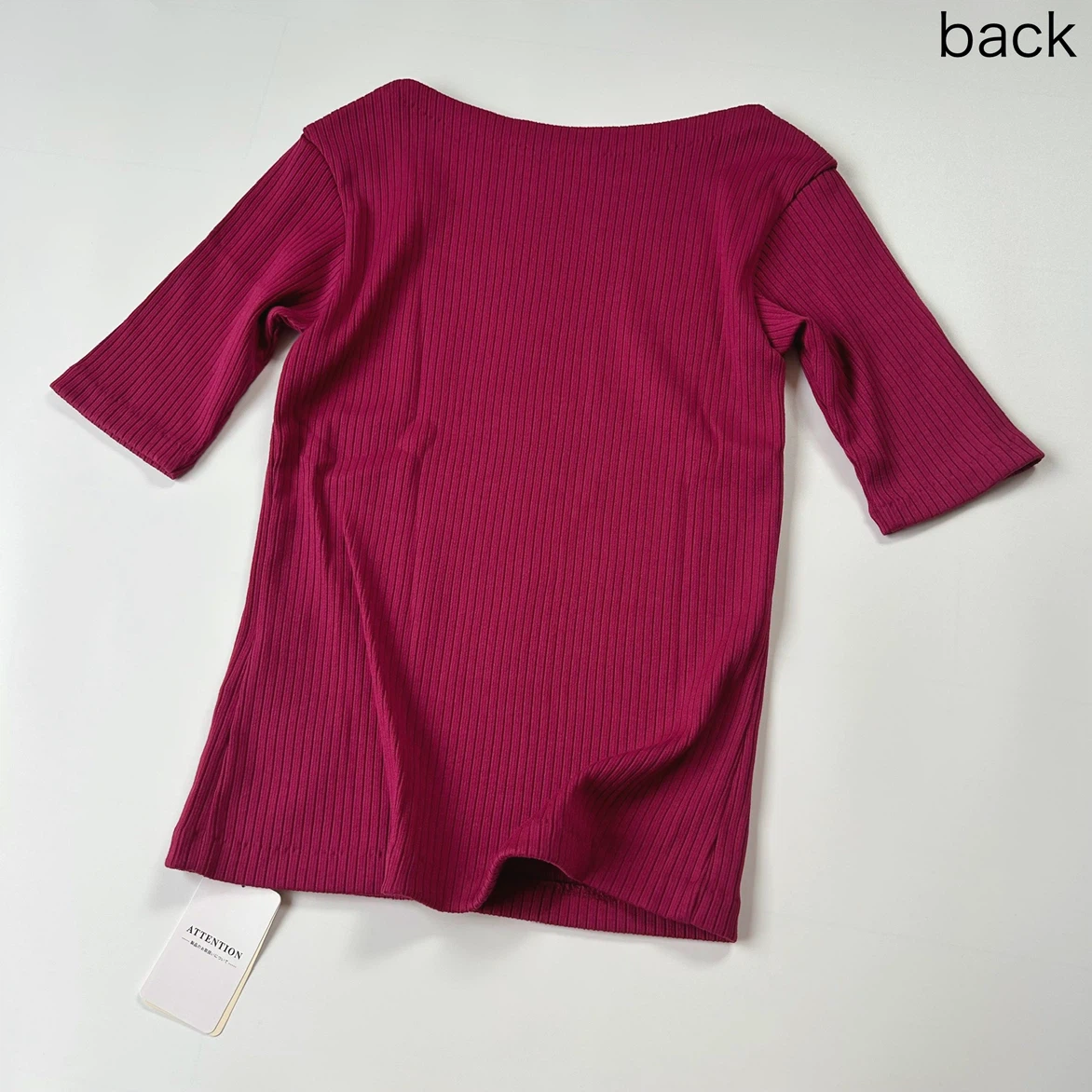 新品　La TOTALITE ラトータリテ　半袖カットソーの写真6枚目