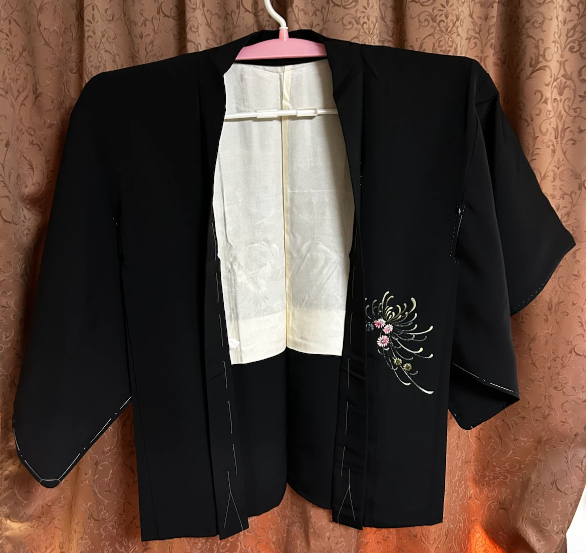 黒羽織 菊柄 手刺繍 着物