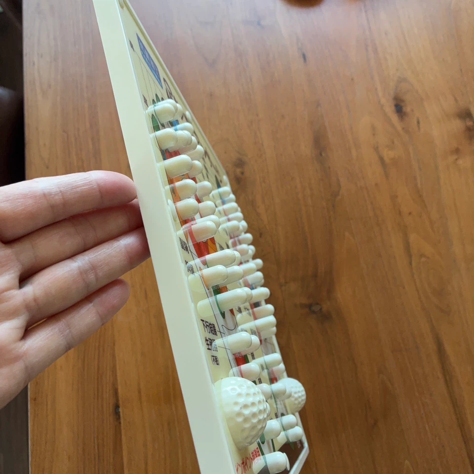 抗菌加工 足ツボマッサージボードの写真3枚目